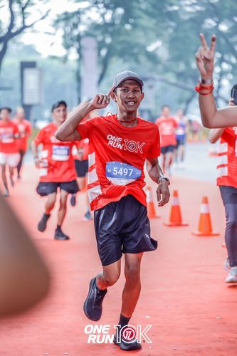 Race photo from ONE RUN 10K 2025