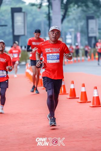 Race photo from ONE RUN 10K 2025