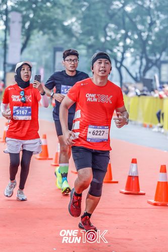 Race photo from ONE RUN 10K 2025