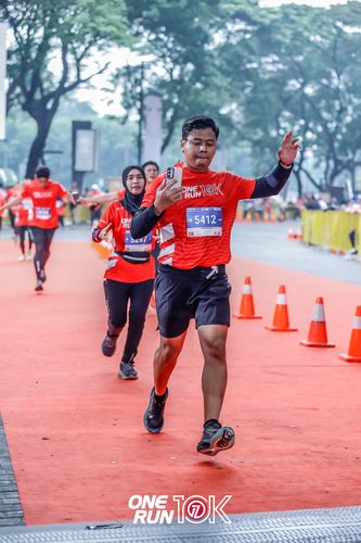 Race photo from ONE RUN 10K 2025