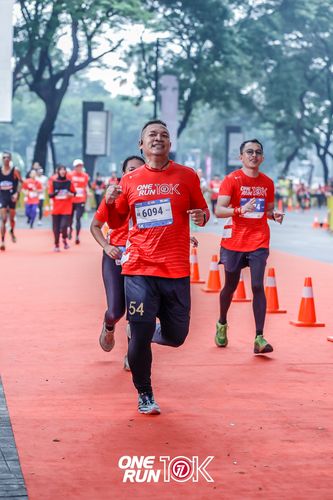 Race photo from ONE RUN 10K 2025