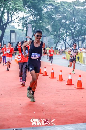Race photo from ONE RUN 10K 2025