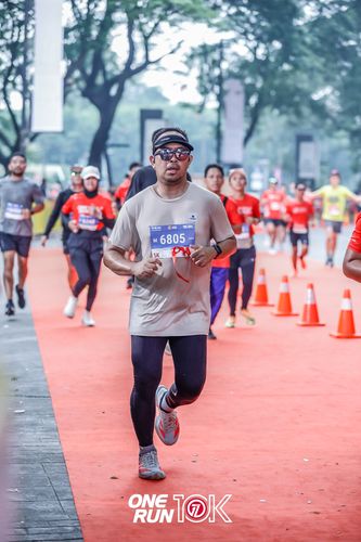 Race photo from ONE RUN 10K 2025