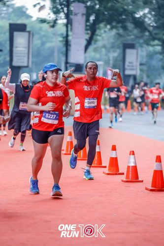 Race photo from ONE RUN 10K 2025
