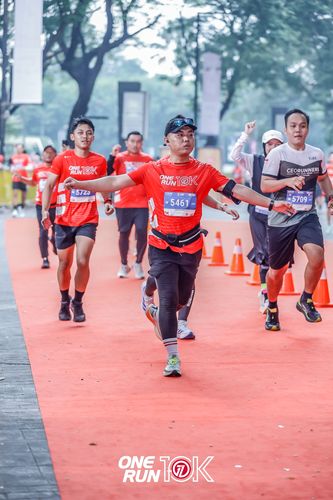 Race photo from ONE RUN 10K 2025