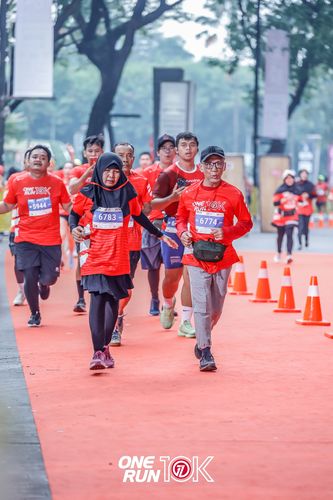 Race photo from ONE RUN 10K 2025