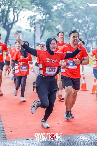 Race photo from ONE RUN 10K 2025