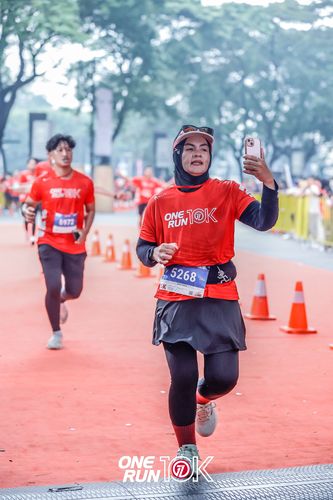 Race photo from ONE RUN 10K 2025