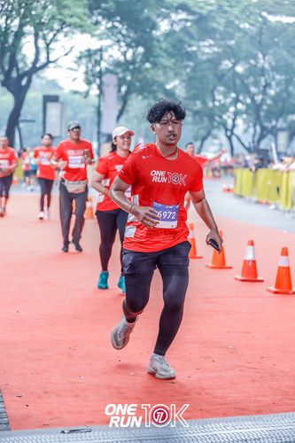 Race photo from ONE RUN 10K 2025