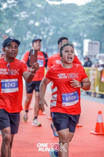 Race photo from ONE RUN 10K 2025