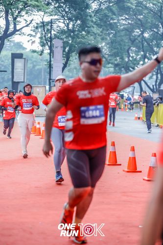 Race photo from ONE RUN 10K 2025