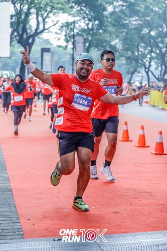 Race photo from ONE RUN 10K 2025