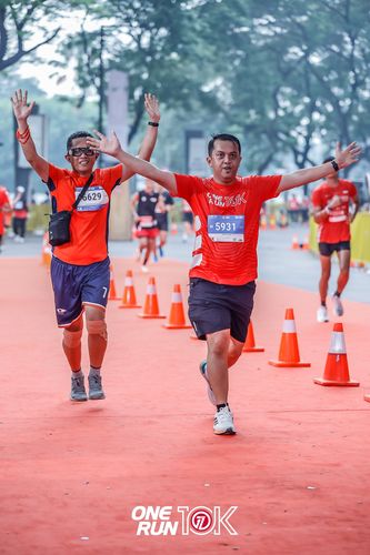 Race photo from ONE RUN 10K 2025