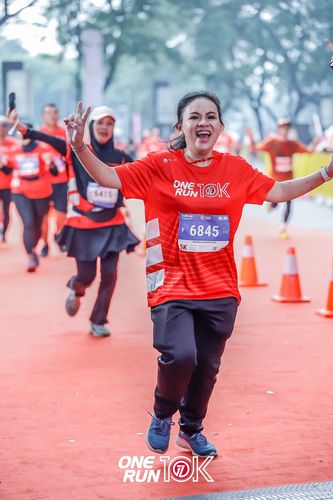 Race photo from ONE RUN 10K 2025