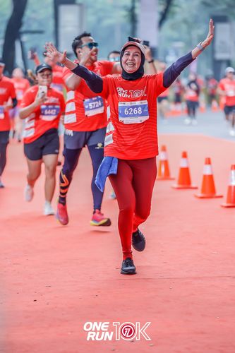 Race photo from ONE RUN 10K 2025