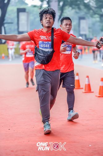 Race photo from ONE RUN 10K 2025