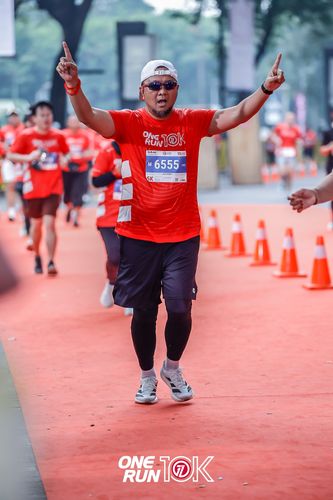 Race photo from ONE RUN 10K 2025