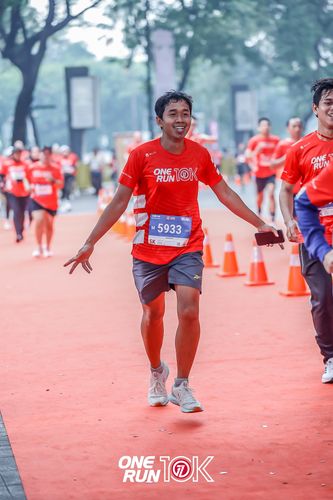 Race photo from ONE RUN 10K 2025