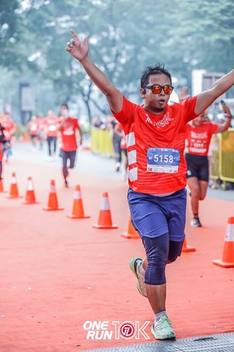 Race photo from ONE RUN 10K 2025