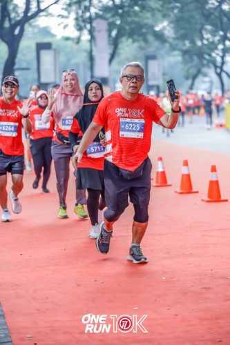 Race photo from ONE RUN 10K 2025