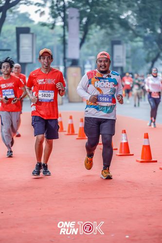 Race photo from ONE RUN 10K 2025