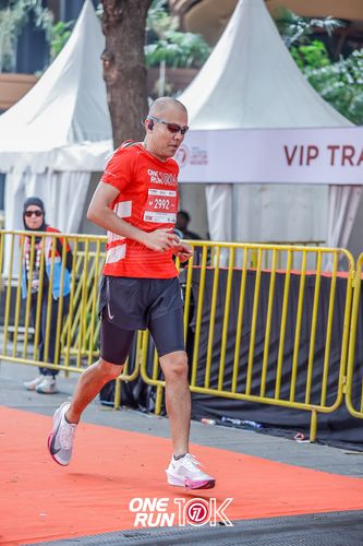 Race photo from ONE RUN 10K 2025