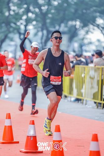 Race photo from ONE RUN 10K 2025