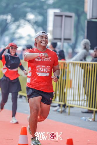 Race photo from ONE RUN 10K 2025