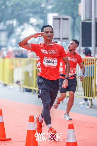 Race photo from ONE RUN 10K 2025
