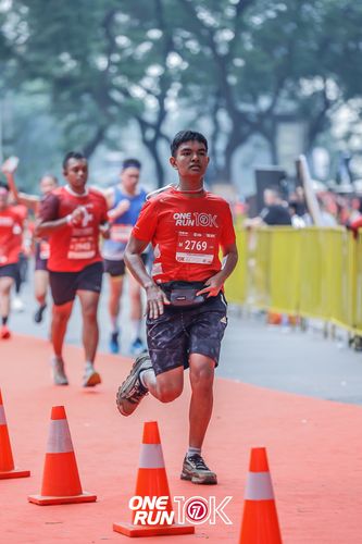 Race photo from ONE RUN 10K 2025