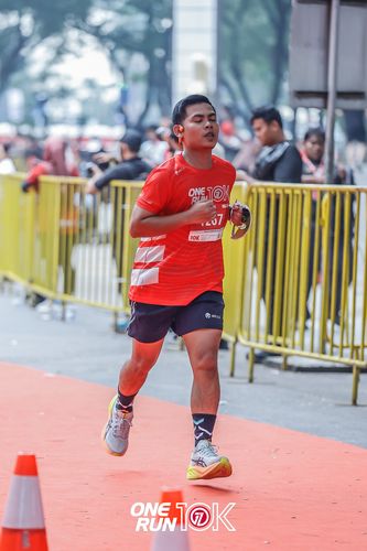 Race photo from ONE RUN 10K 2025