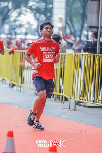 Race photo from ONE RUN 10K 2025