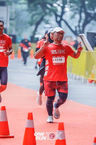 Race photo from ONE RUN 10K 2025