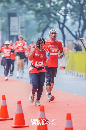 Race photo from ONE RUN 10K 2025