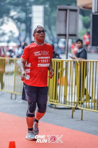 Race photo from ONE RUN 10K 2025