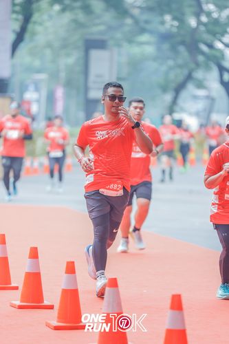 Race photo from ONE RUN 10K 2025