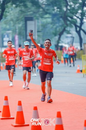 Race photo from ONE RUN 10K 2025