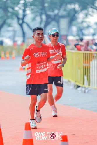 Race photo from ONE RUN 10K 2025