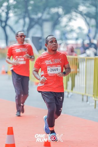 Race photo from ONE RUN 10K 2025