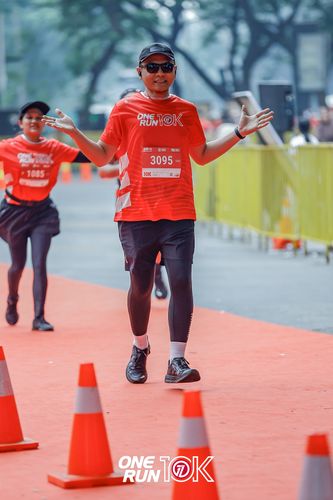 Race photo from ONE RUN 10K 2025