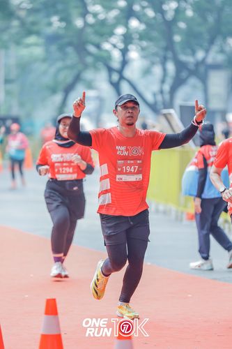 Race photo from ONE RUN 10K 2025