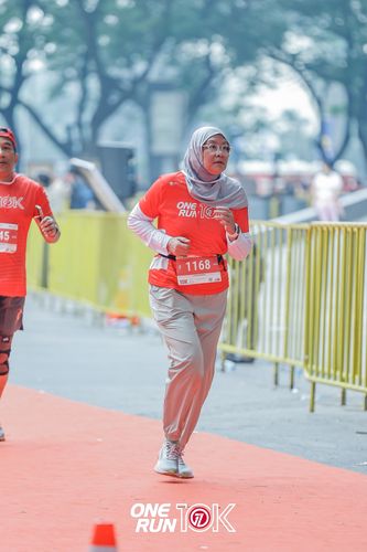 Race photo from ONE RUN 10K 2025