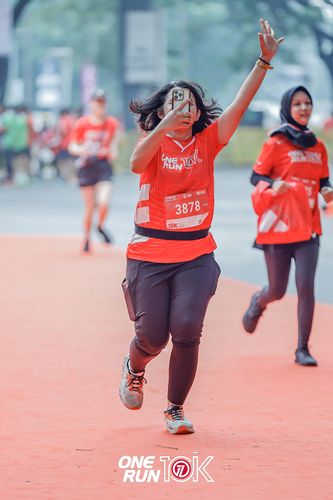 Race photo from ONE RUN 10K 2025