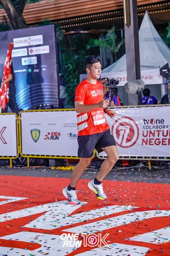 Race photo from ONE RUN 10K 2025