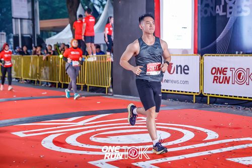 Race photo from ONE RUN 10K 2025