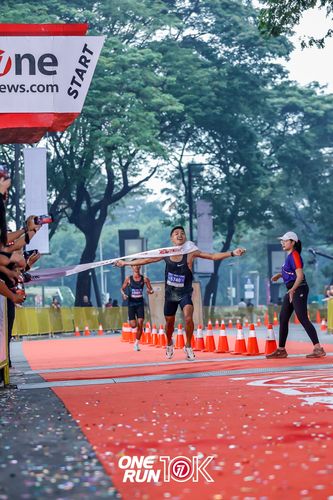 Race photo from ONE RUN 10K 2025