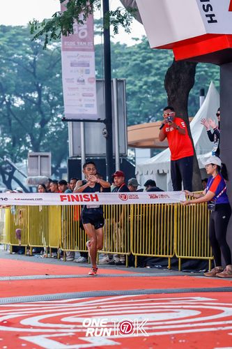 Race photo from ONE RUN 10K 2025