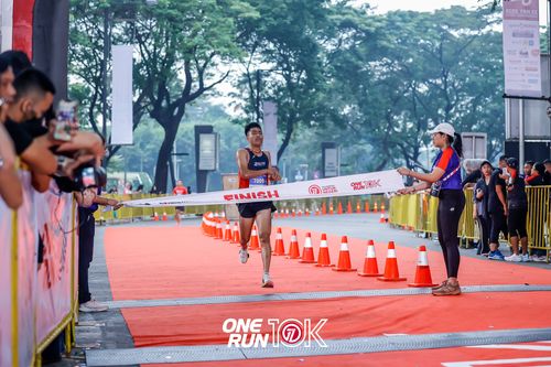 Race photo from ONE RUN 10K 2025