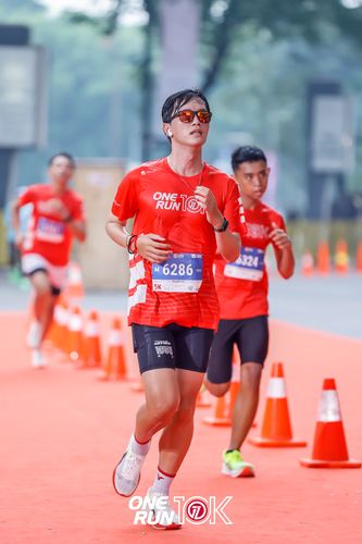 Race photo from ONE RUN 10K 2025