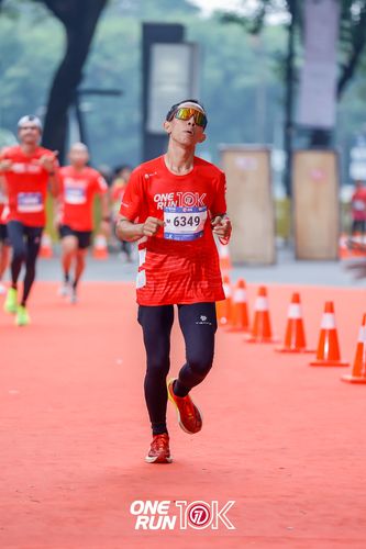 Race photo from ONE RUN 10K 2025
